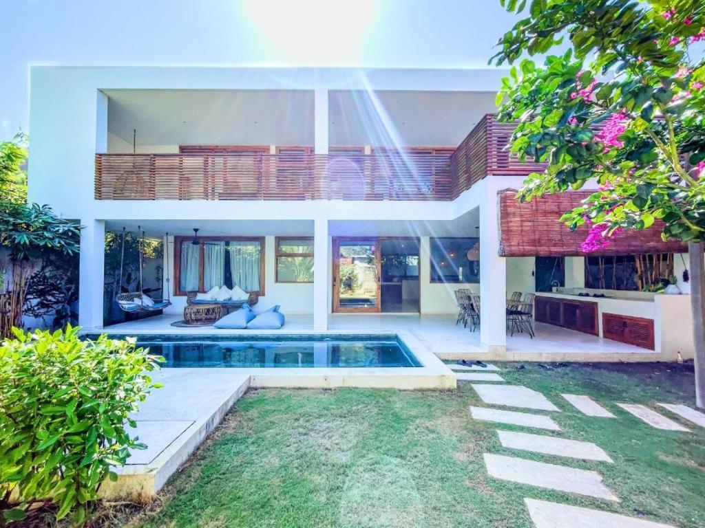 Marlaca Villas Lombok Kuta  외부 사진